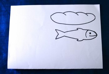 Loaf and fish paper pattern